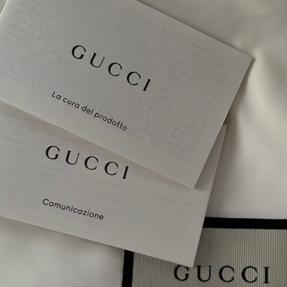 Gucci Interlock Cream Crossbody Bag - Picture 3 of 9